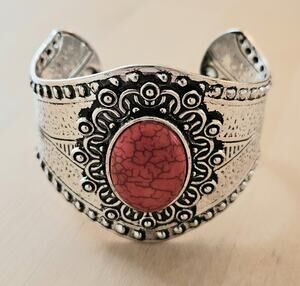 Vintage Navajo Style Silver Red Stone Cabochon Cuff Bracelet